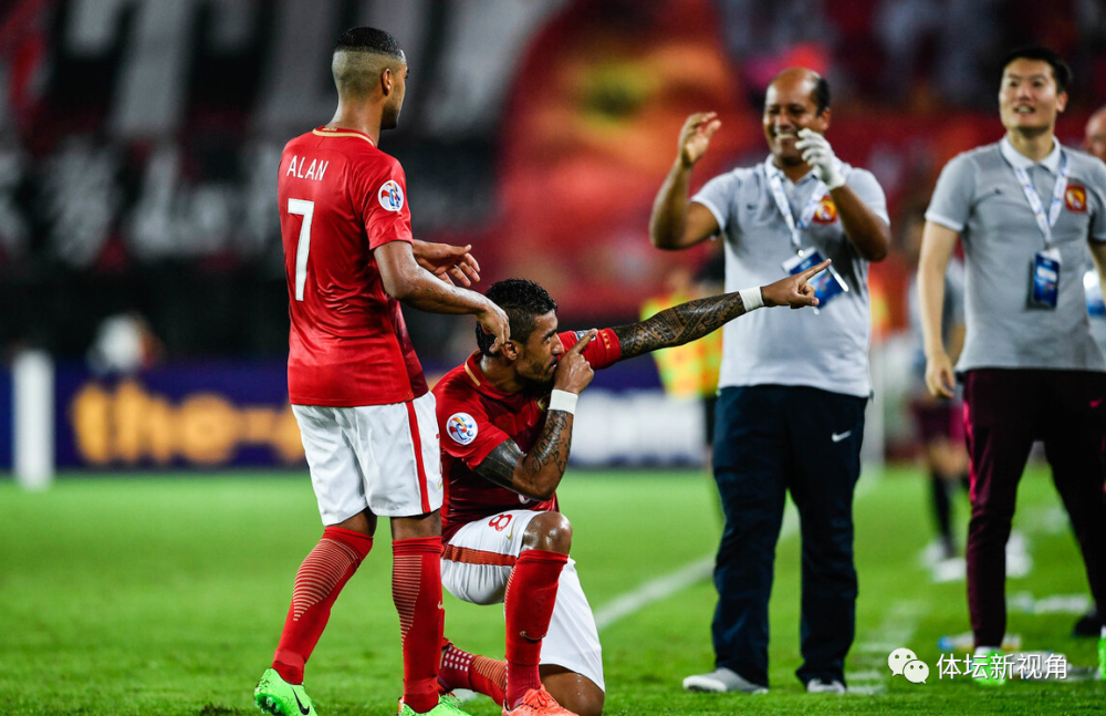  兹维列夫挽救赛点未果，遗憾止步十六强