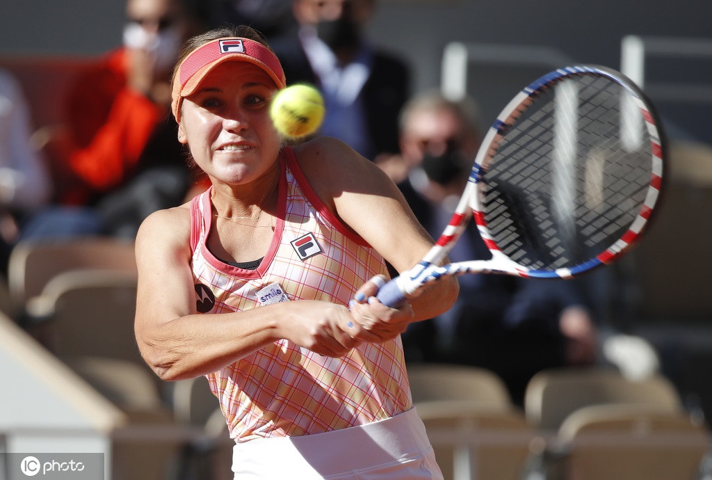  斯维亚泰克连胜纪录延续，罗兰加洛斯展风采